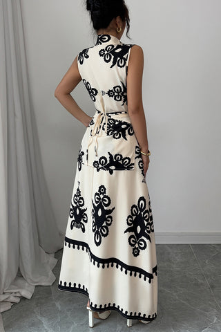 Patterned Sleeveless Midi Dress