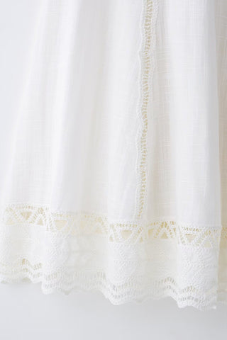 Vintage-Inspired Lace Skirt Set