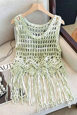GREEN