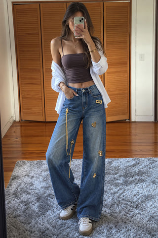 Charm Wide-Leg Baggy Jeans