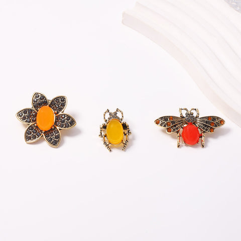Flower Bee Beetle Brooch Set