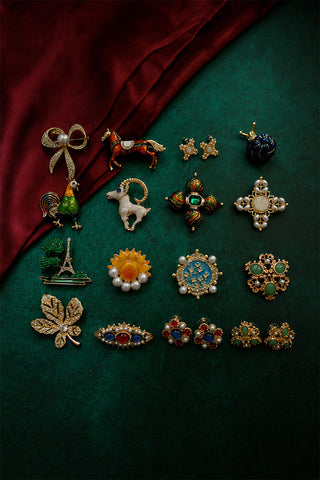 Nature-Inspired Decorative Brooch