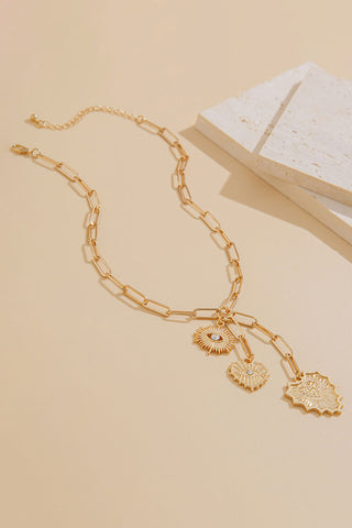 Paperchain Link Heart Charm Necklace