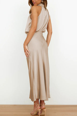 Elegant Halter-Neck Evening Gown