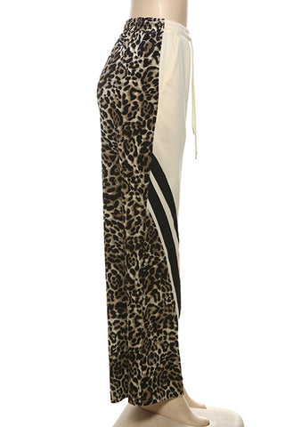 Stylish Wide-Leg Patterned Casual Pants