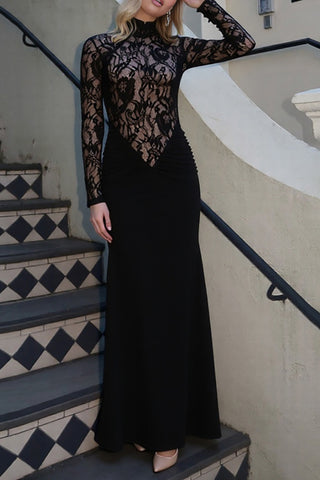 Elegant Lace Evening Gown