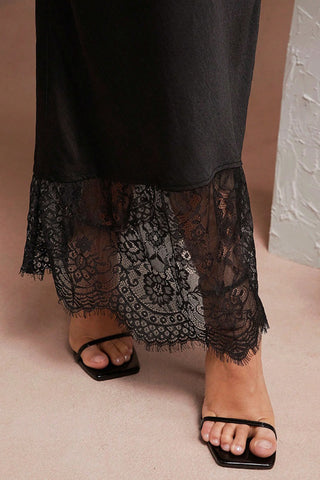 Elegant Lace Trim Skirt