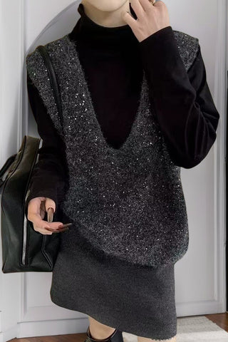 V-Neck Textured Vest