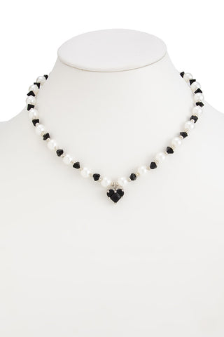 Elegant Beaded Necklace