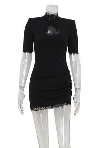 Chic Evening Dress with Lace Detail