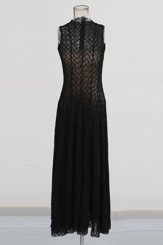 Sleeveless Lace Maxi Dress