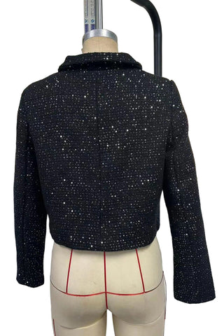 Chic Crop Denim Jacket with Button Detailing
