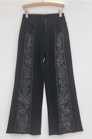 Floral Embellished Straight Jeans
