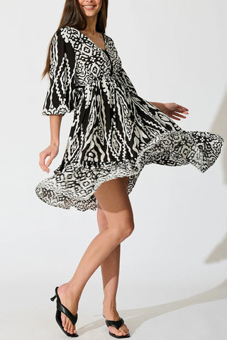 Flowing Printed Casual Dress