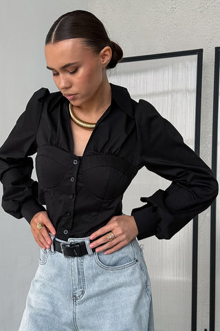 Chic Button-Down Blouse with Structured Design