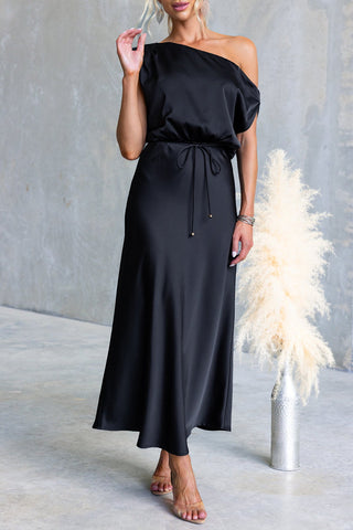 Elegant One-Shoulder Casual Dress