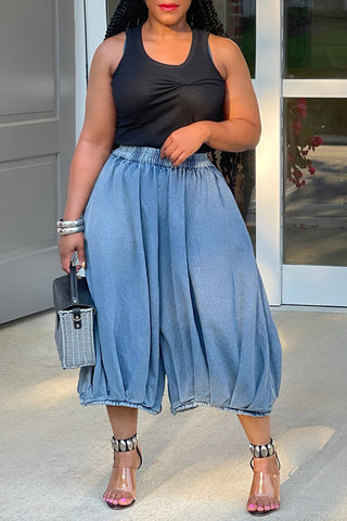 Wide-Leg Denim Capri Pants