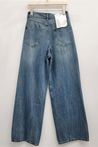 Classic Wide-Leg Straight Jeans