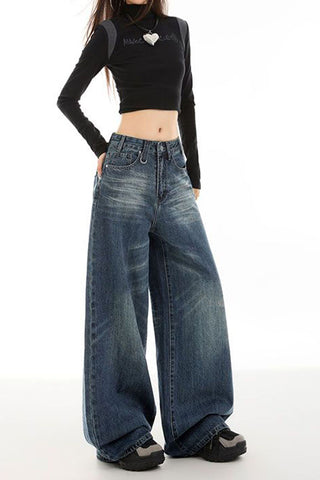 Relaxed Wide-Leg Jeans