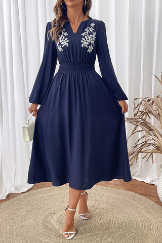 Patterned V-Neck Casual Dress