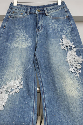 Floral Embellished Straight Jeans
