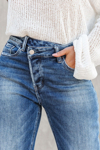 Stylish Straight-Leg Denim Jeans