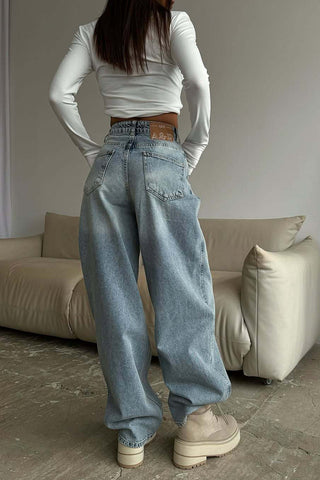 Relaxed Fit Straight Jeans