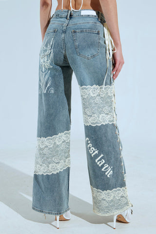 Lace Accent Straight Jeans