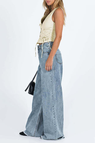Wide-Leg Frayed Hem Jeans