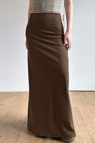 Sleek Skirt with Side Slit