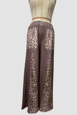 Wide-Leg Leopard Print Casual Pants