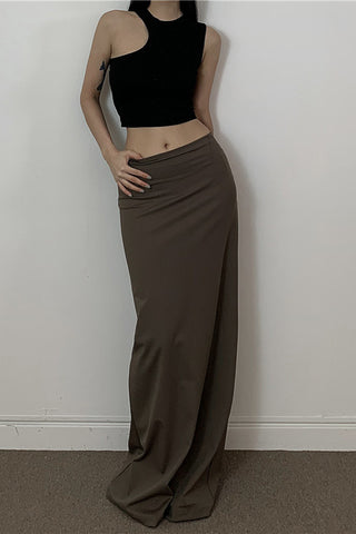 Sleek Skirt with Side Slit