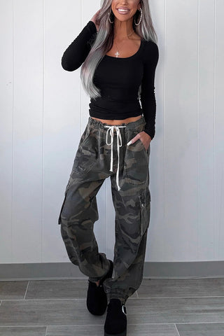 Relaxed-Fit Cargo Pants