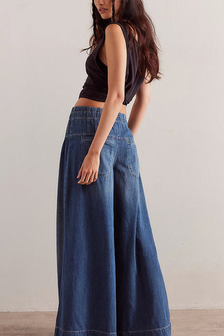 Casual Button-Front Wide Leg Jeans