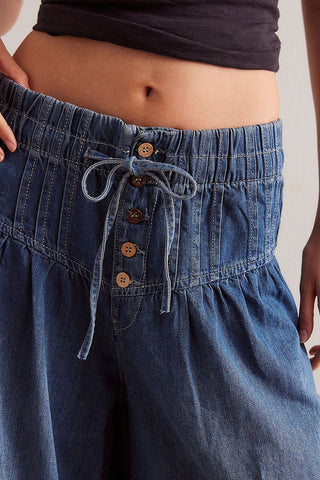 Casual Button-Front Wide Leg Jeans