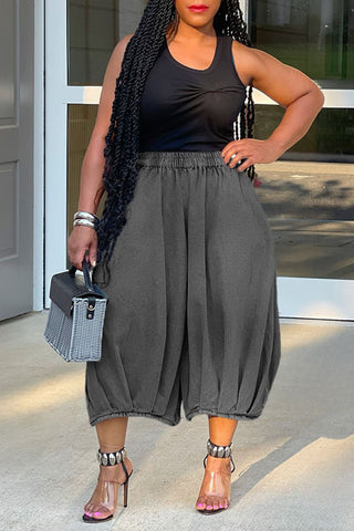 Wide-Leg Denim Capri Pants