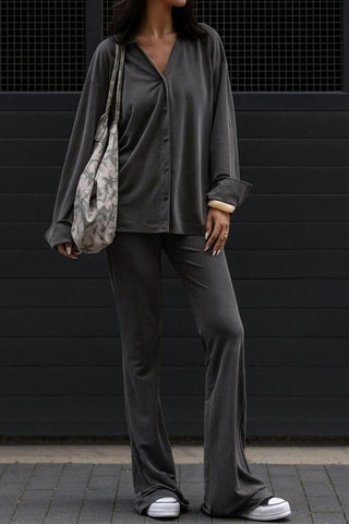 Relaxed-Chic Button Set