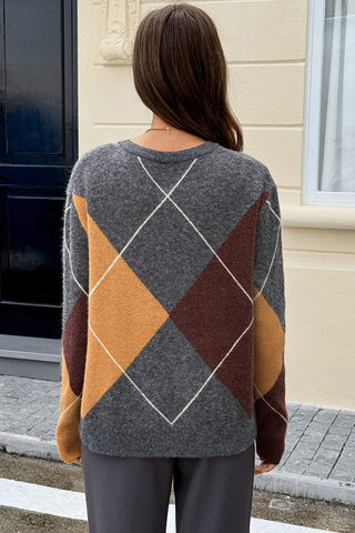 Argyle Pattern V-Neck Sweater