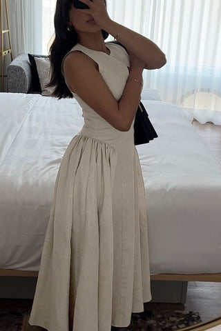 Keyhole Detail Casual Midi Dress