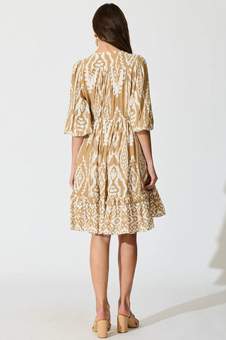 Flowing Printed Casual Dress