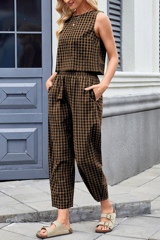 Checkered Sleeveless Pants Set