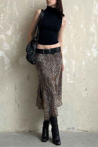 Asymmetric Hem Leopard Skirt