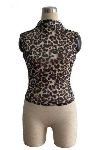 Chic Sleeveless Leopard Print T-Shirt