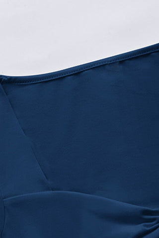 Cut-Out Twist Front Crop Top