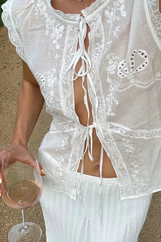 Sleeveless Lace Detail Blouse