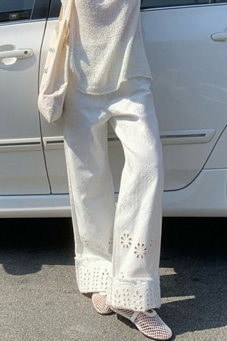 Eyelet Embellished Straight Jeans