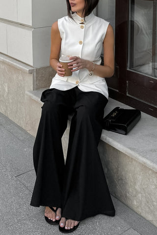 Sleek Button-Up Sleeveless Vest