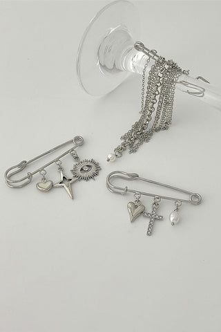 Stylish Pin Brooch