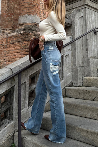 Elegant Long-Sleeve Blouse with Metal Accent