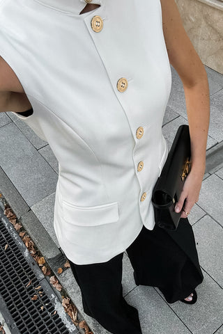 Sleek Button-Up Sleeveless Vest